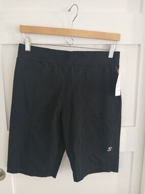Sofibella black bermuda shorts   M